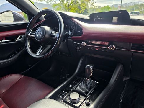 Used 2019 MAZDA MAZDA3 AWD Hatchback w/ Premium Pkg image 16