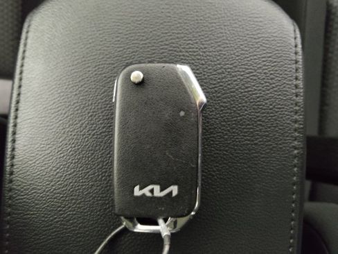 Used 2024 Kia Soul LX w/ Option Group 015 image 32