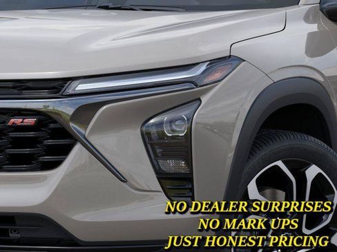 New 2026 Chevrolet Trax RS w/ Driver Confidence Package FWD image 10