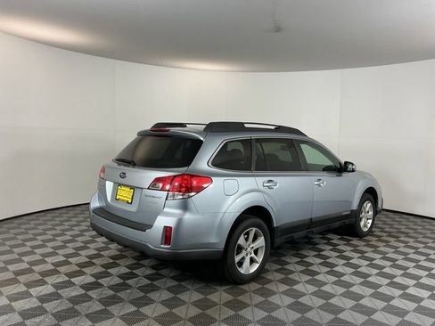 Used 2013 Subaru Outback 2.5i Premium AWD/4WD image 5