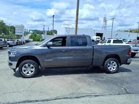 Used 2023 RAM 1500 Laramie AWD/4WD image 2