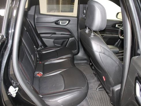 Used 2024 Jeep Compass Trailhawk image 28