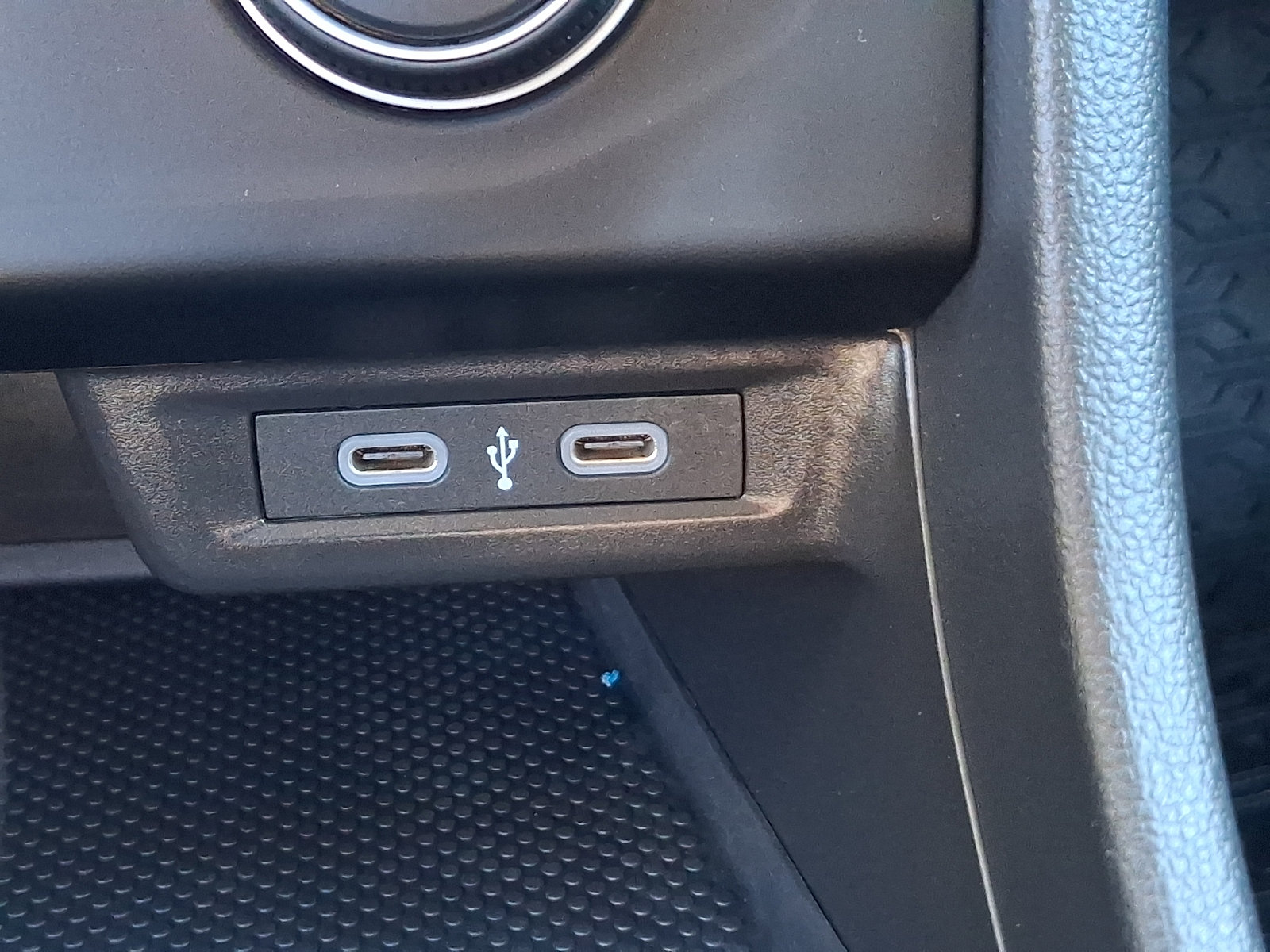 Certified 2024 Volkswagen Jetta S FWD image 22