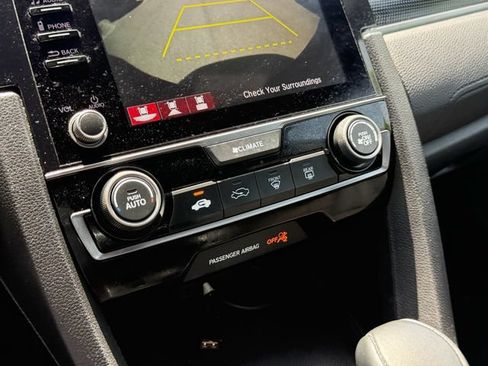 Used 2020 Honda Civic Sport image 24