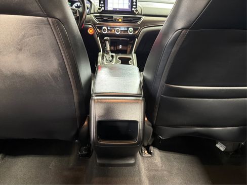 Used 2018 Honda Accord Sport image 24