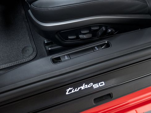 Used 2025 Porsche 911 Turbo S image 18