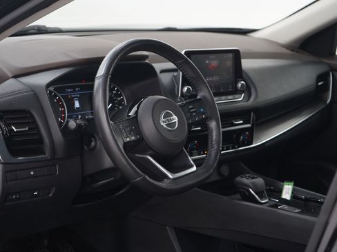 Used 2021 Nissan Rogue SV AWD/4WD image 24
