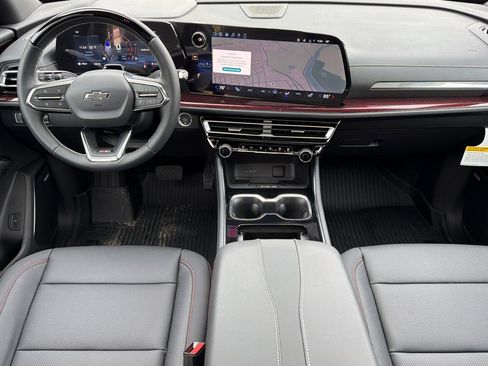 New 2026 Chevrolet Traverse Z71 w/ Enhanced Driving Package image 11