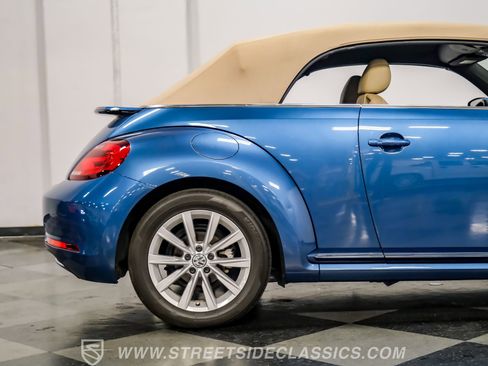 Used 2019 Volkswagen Beetle 2.0T Final Edition SEL image 30