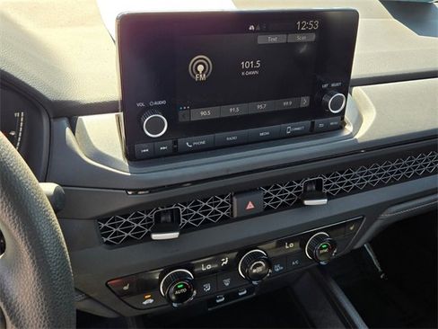 Certified 2023 Honda Accord EX image 25