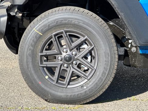 New 2026 Jeep Gladiator Sport image 23