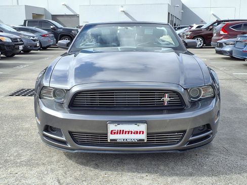 Used 2013 Ford Mustang Premium RWD image 16