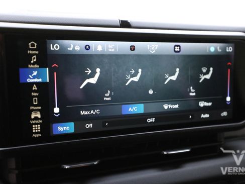 New 2024 Jeep Wrangler Sahara w/ Technology Group image 31