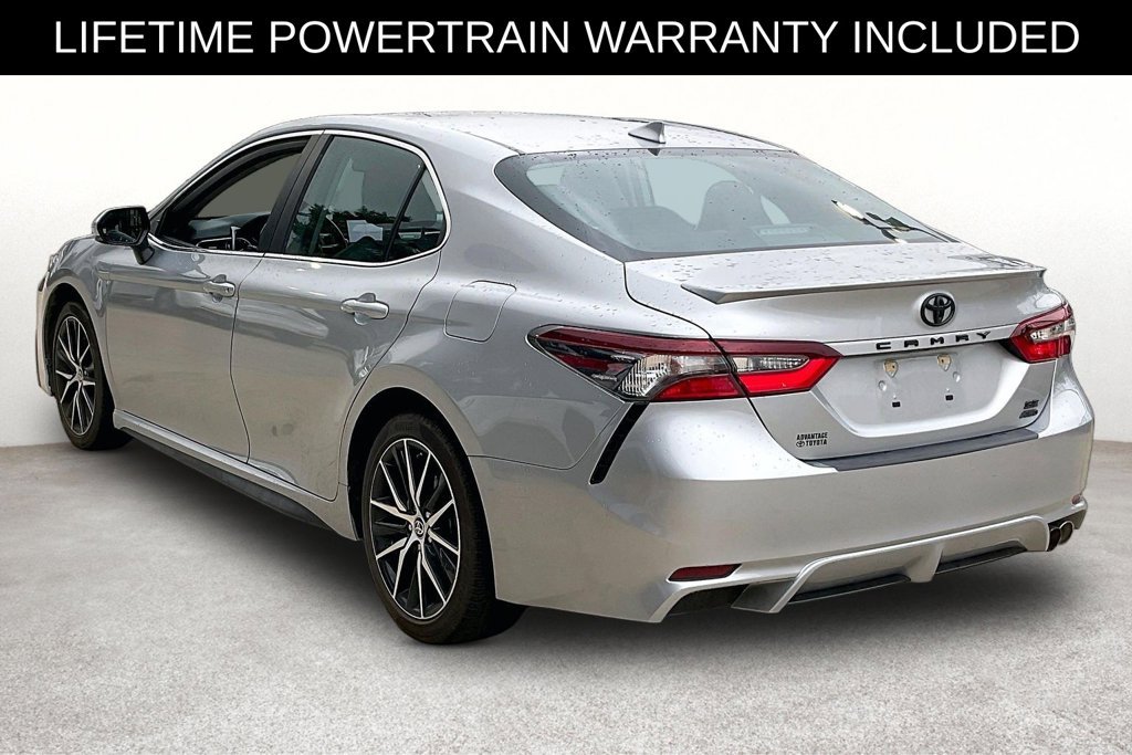 Used 2022 Toyota Camry SE w/ Cold Weather Package AWD/4WD image 11