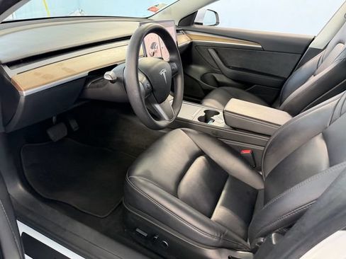 Used 2023 Tesla Model 3 Standard Range RWD image 6