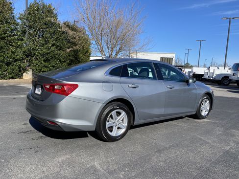 Used 2024 Chevrolet Malibu LT image 9