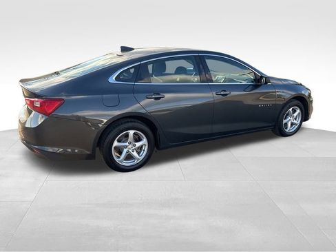 Used 2017 Chevrolet Malibu LS image 6