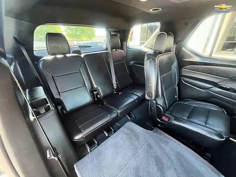 Used 2022 Chevrolet Traverse Premier w/ Redline Edition FWD image 20