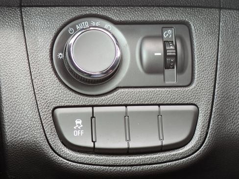 Used 2021 Chevrolet Spark LT image 28