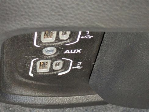 Used 2022 RAM 1500 Laramie image 27