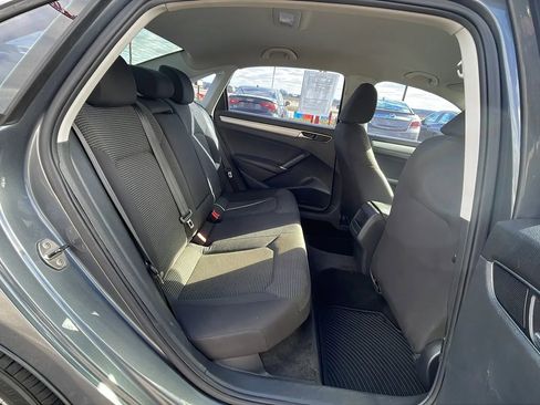 Used 2018 Volkswagen Passat 2.0T S w/ Driver Assistance Package image 22