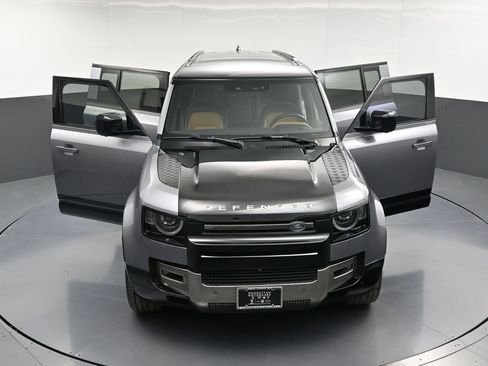 Used 2020 Land Rover Defender 110 X AWD/4WD image 37
