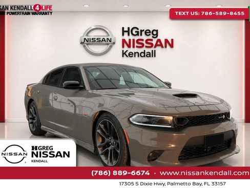 Used 2023 Dodge Charger Scat Pack w/ Navigation & Travel Group RWD image 1