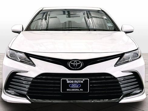 Used 2024 Toyota Camry LE image 3