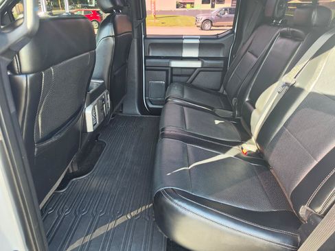 Used 2016 Ford F150 Lariat w/ Equipment Group 502A Luxury AWD/4WD image 9