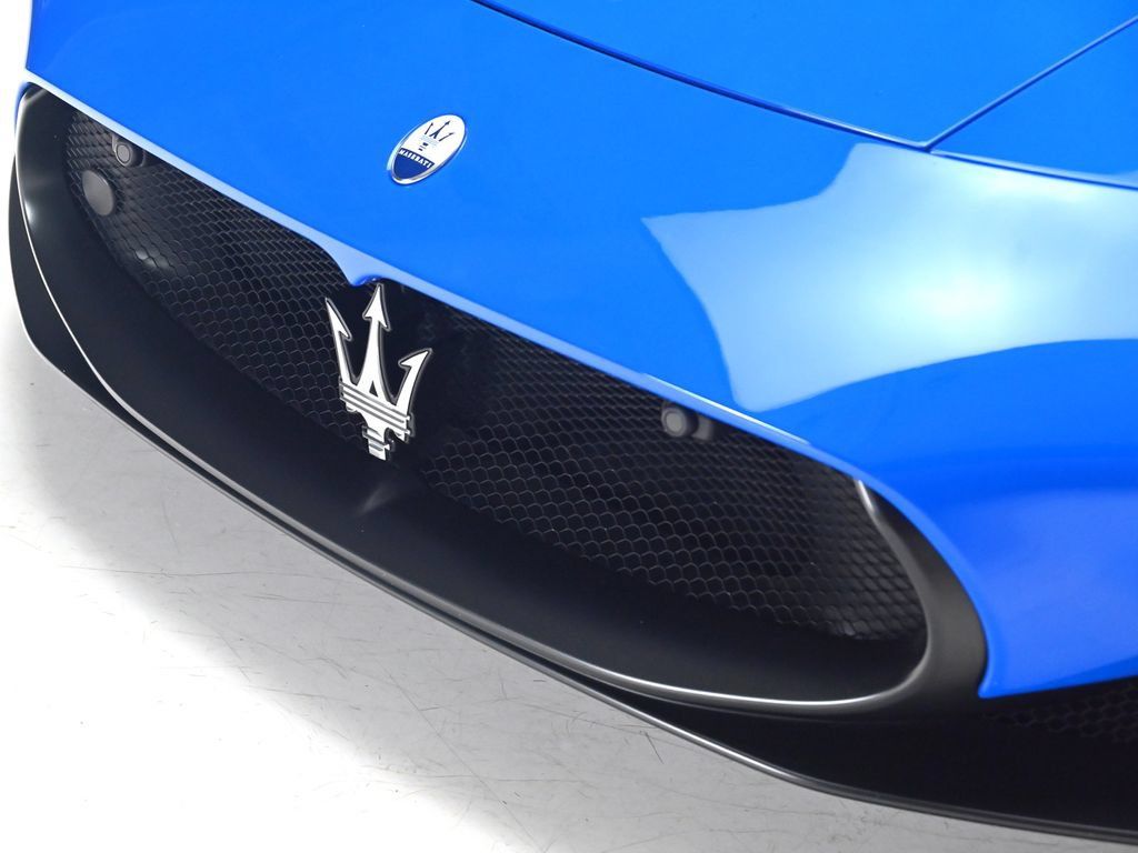 Used 2023 Maserati MC20 Spyder RWD image 29