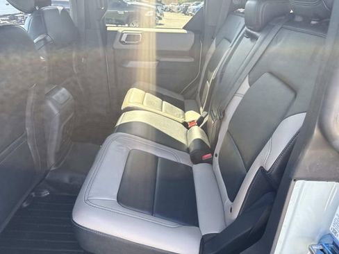 Used 2022 Ford Bronco Wildtrak image 14