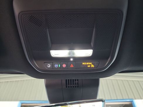 Used 2025 Chevrolet Silverado EV RST AWD/4WD image 36