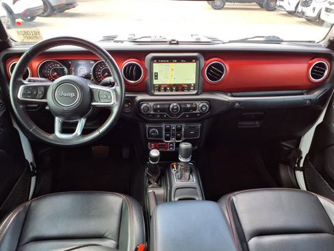 Used 2022 Jeep Gladiator Rubicon w/ Trailer Tow Package AWD/4WD image 10