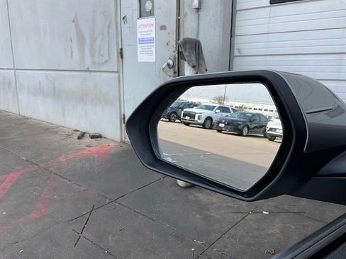 Used 2025 Kia K4 LXS image 18