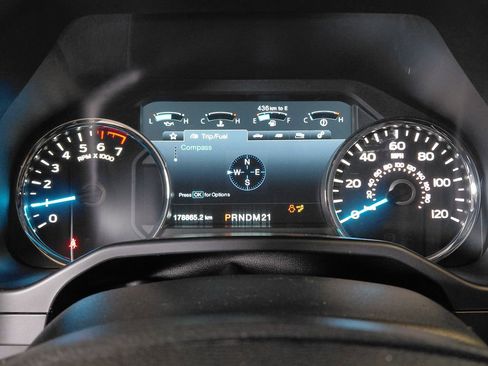 Used 2016 Ford F150 Lariat w/ Equipment Group 502A Luxury image 18