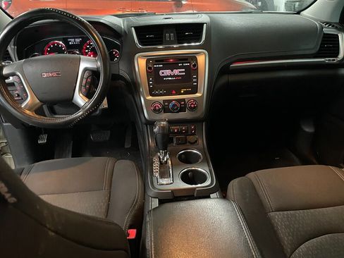 Used 2015 GMC Acadia SLE AWD/4WD image 8