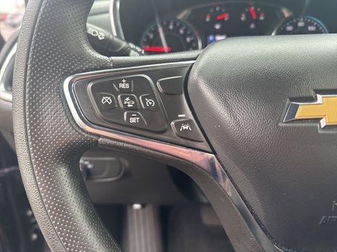 Used 2023 Chevrolet Equinox LT image 22