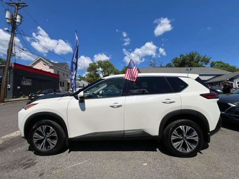 Used 2021 Nissan Rogue SV AWD/4WD image 6