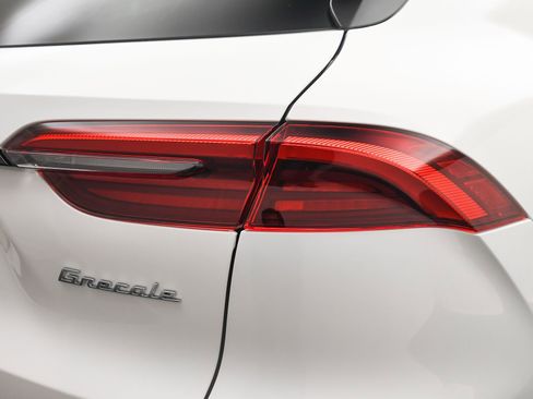 New 2026 Maserati Grecale Modena image 24