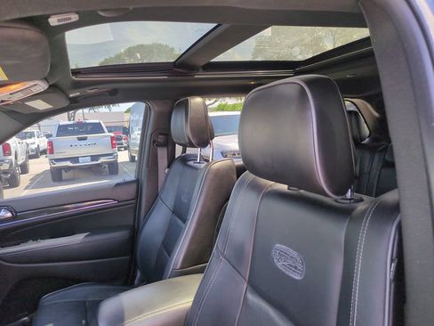 Used 2019 Jeep Grand Cherokee Overland RWD image 23