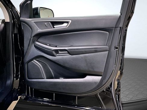 Used 2024 Ford Edge SEL w/ Convenience Package image 25