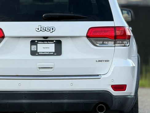 Used 2015 Jeep Grand Cherokee Limited AWD/4WD image 16
