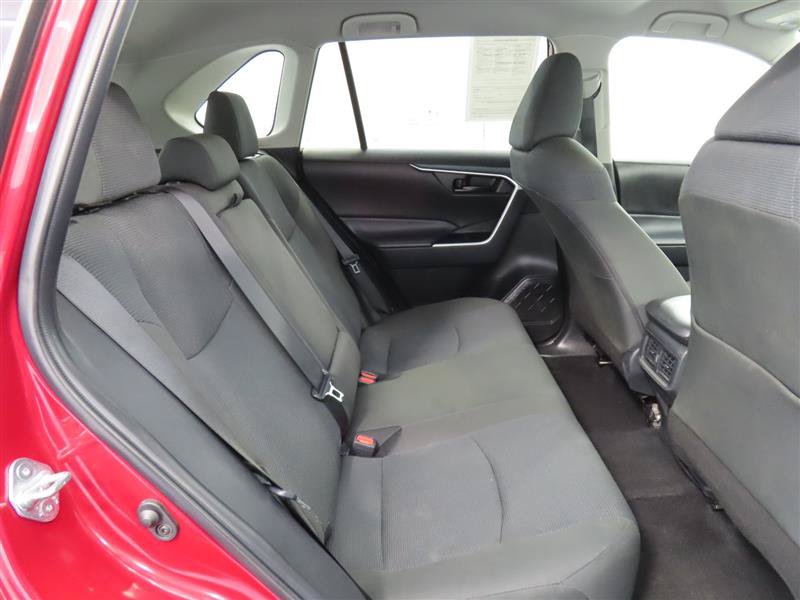Used 2025 Toyota RAV4 LE FWD image 28