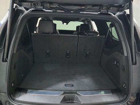 Certified 2026 Cadillac Escalade ESV Platinum Sport AWD/4WD image 27