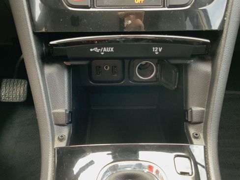 Used 2020 Buick Encore Preferred FWD image 36