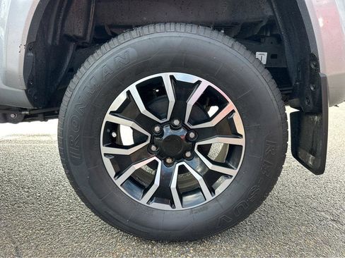 Used 2021 Toyota Tacoma TRD Sport image 14