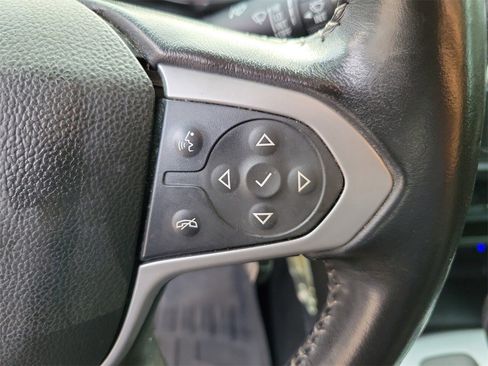 Used 2022 Chevrolet Colorado LT w/ Fleet Safety Package image 16