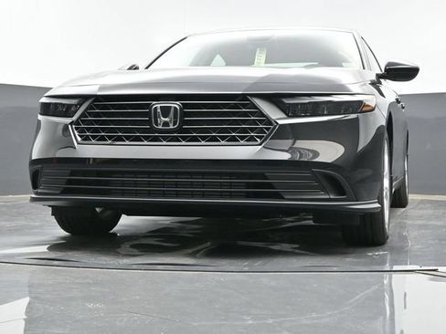 Certified 2025 Honda Accord LX image 20