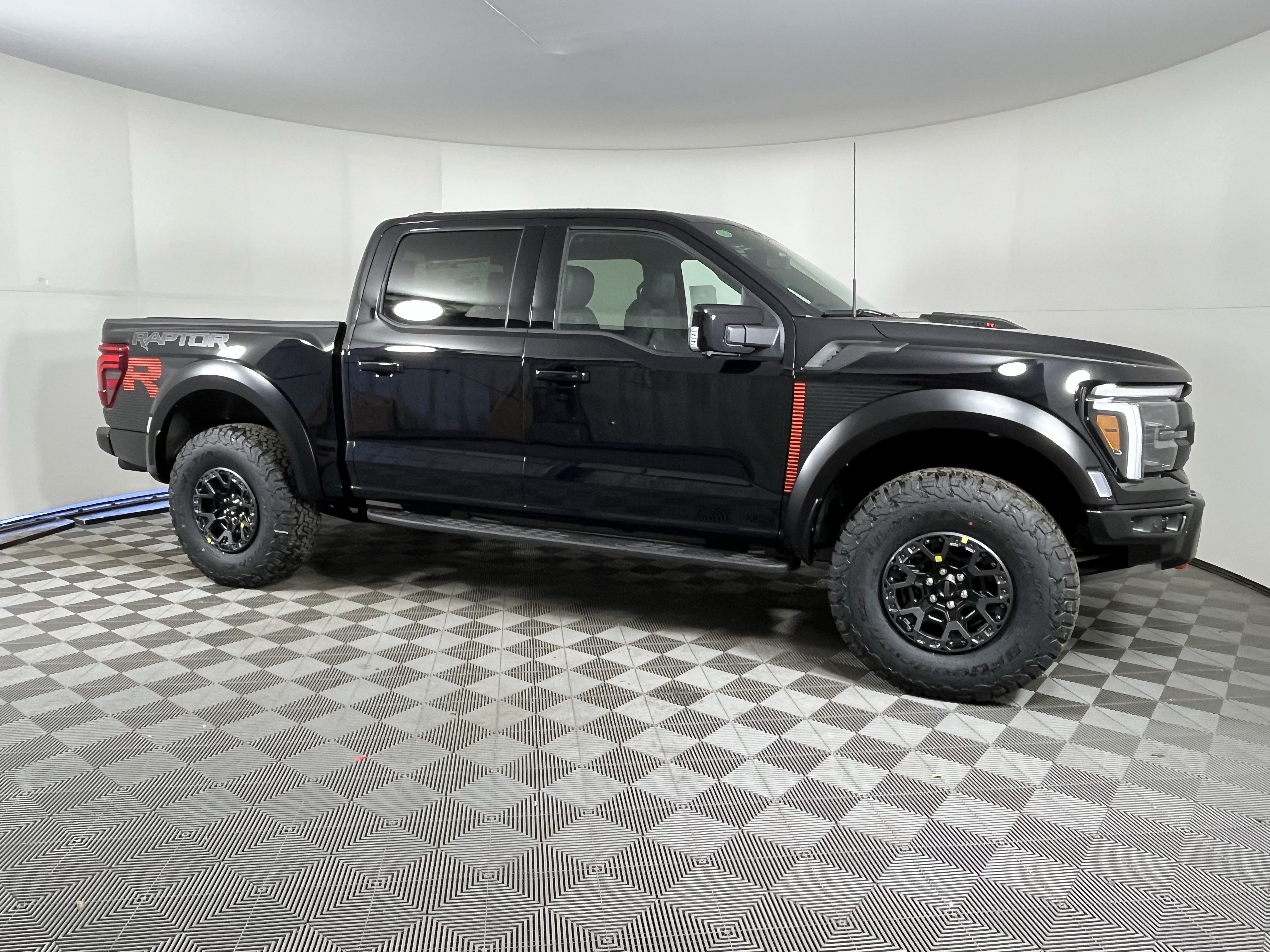 New 2026 Ford F150 Raptor w/ Equipment Group 803A Raptor R AWD/4WD image 6