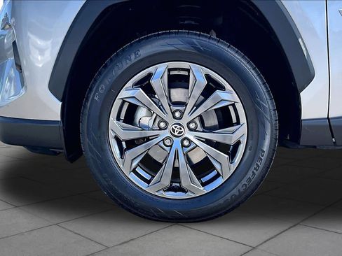 Used 2023 Toyota RAV4 XLE Premium AWD/4WD image 10
